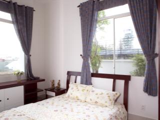 Cần bán căn hộ chung cư phú mỹ thuận 95m , 2pn ,2wc . nhà view sông , giá 2,8tỷ  0945 308 ***