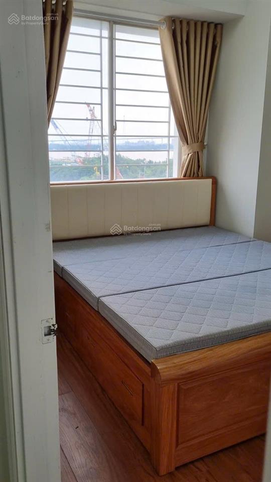 Cần bán căn hộ phú mỹ thuận 95m 2pn 2wc nhà đẹp view sông 2,8 tỷ đã có sổ  0945 308 ***