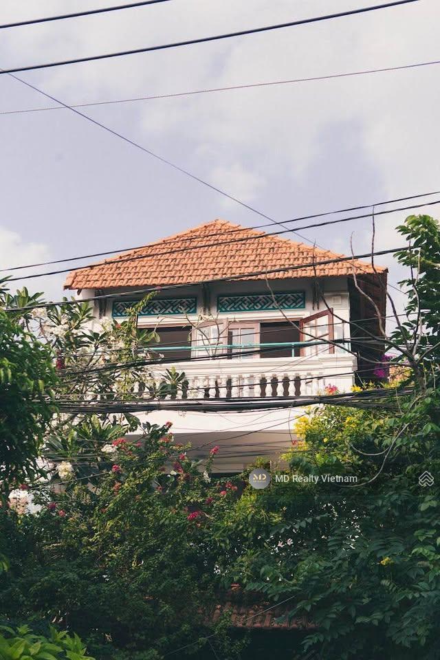 Cho thuê villa nguyễn văn hưởng  thảo điền | 5pn | giá 4.500 usd/tháng