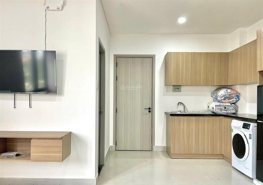 Căn hộ 2pnfull nội thấtban côngmáy giặt riêng ngay hoàng văn thụ