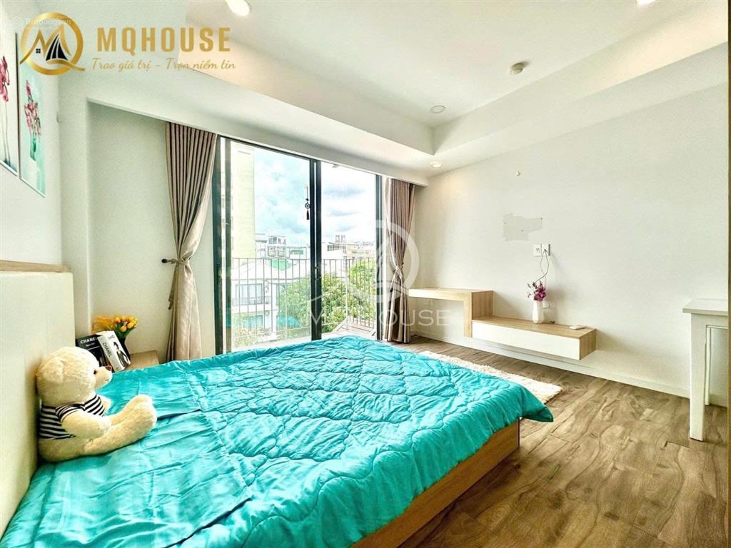 Căn hộ ban công full nội thất ngay ueh, đại học kinh tế, vạn hạnh mall