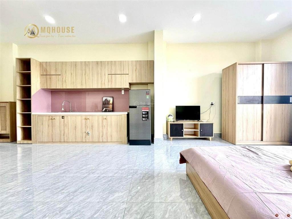 Căn hộ studio 1pn  cao cấp  ban công  full nội thất ngay etown cộng hòa gần sân bay