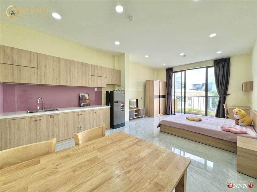 Căn hộ studio 1pn  cao cấp  ban công  full nội thất ngay etown cộng hòa gần sân bay