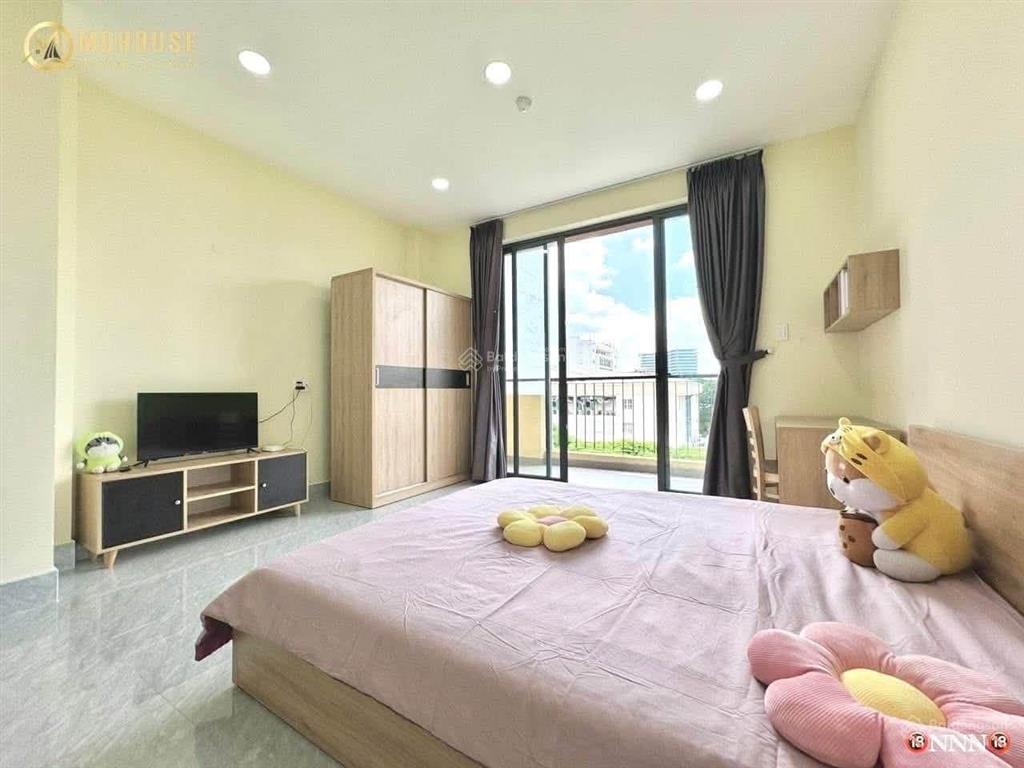 Căn hộ studio 1pn  cao cấp  ban công  full nội thất ngay etown cộng hòa gần sân bay