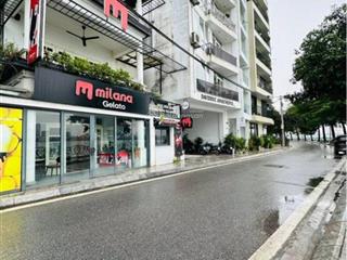 Bán tòa 6 tầng mặt hồ tây view trực diện hồ tây khu vực chỉ dành cho giới tinh hoa  hiếm
