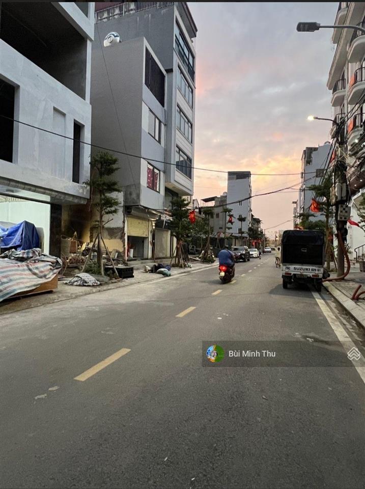 Chủ nhờ bán nhanh 7,05 tỷ.
30m 5 tầng  nhà xây 2021 còn mới, ở luôn.
khu vực tiềm năng.