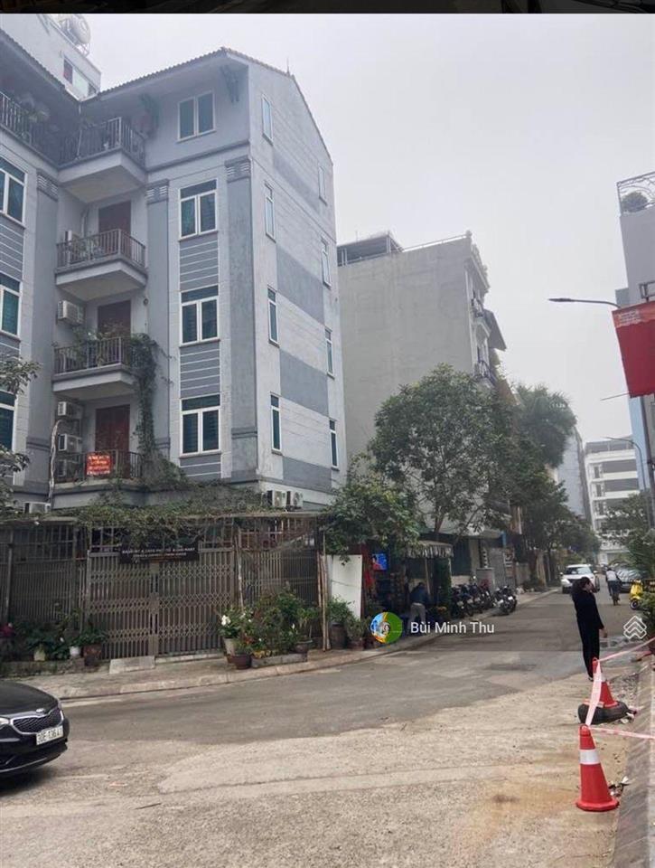 Tây hồ  đất phân lô  khu vip đầu rồng cực vượng khí  tập trung toàn quan chức ở.
