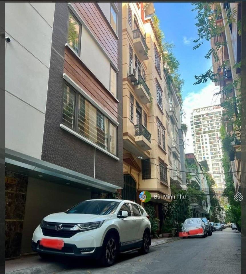 Nhà võ chí công  mặt ngõ rộng  vỉa hè ô tô tránh  kinh doanh đỉnh  thang máy  7 tầng  18,5 tỷ