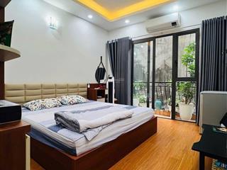Bán nhà gần hồ tây  cách mặt phố 50m  phân lô  ô tô đỗ cổng nhà đẹp ở ngay tặng full nội thất