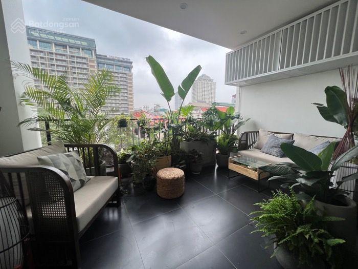 Apartment xuân diệu 100m2 x 6 tầng thang máy  47,x tỷ  nội thất châu âu  dòng tiền 155,94 tr/th