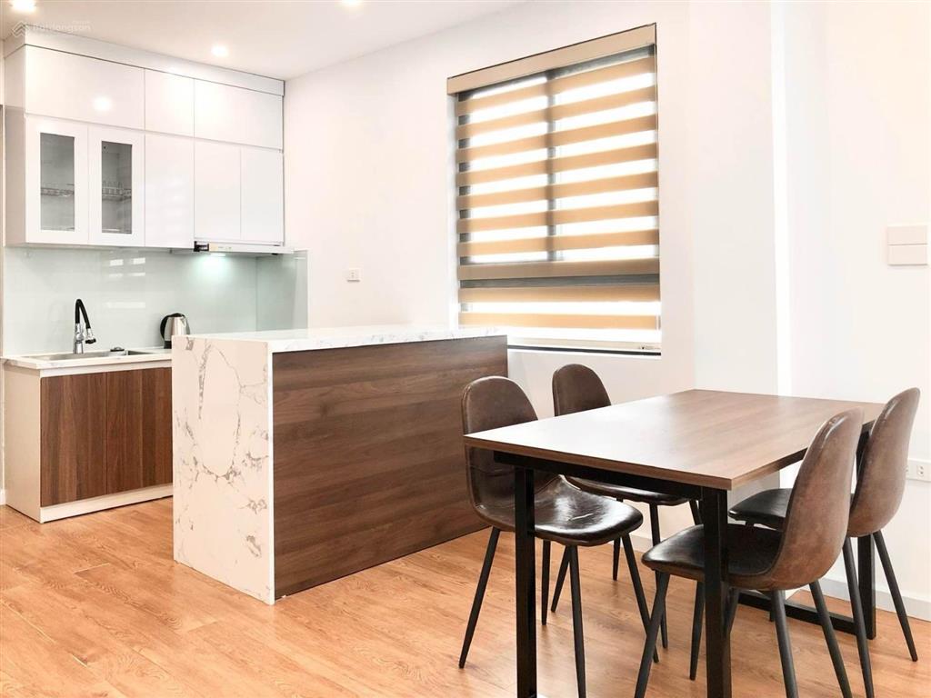 Toà nhà apartment  8 tầng thang máy  10m ra mặt phố  view tây hồ lộng gió 90m2 8 tầng  mt 7,6m