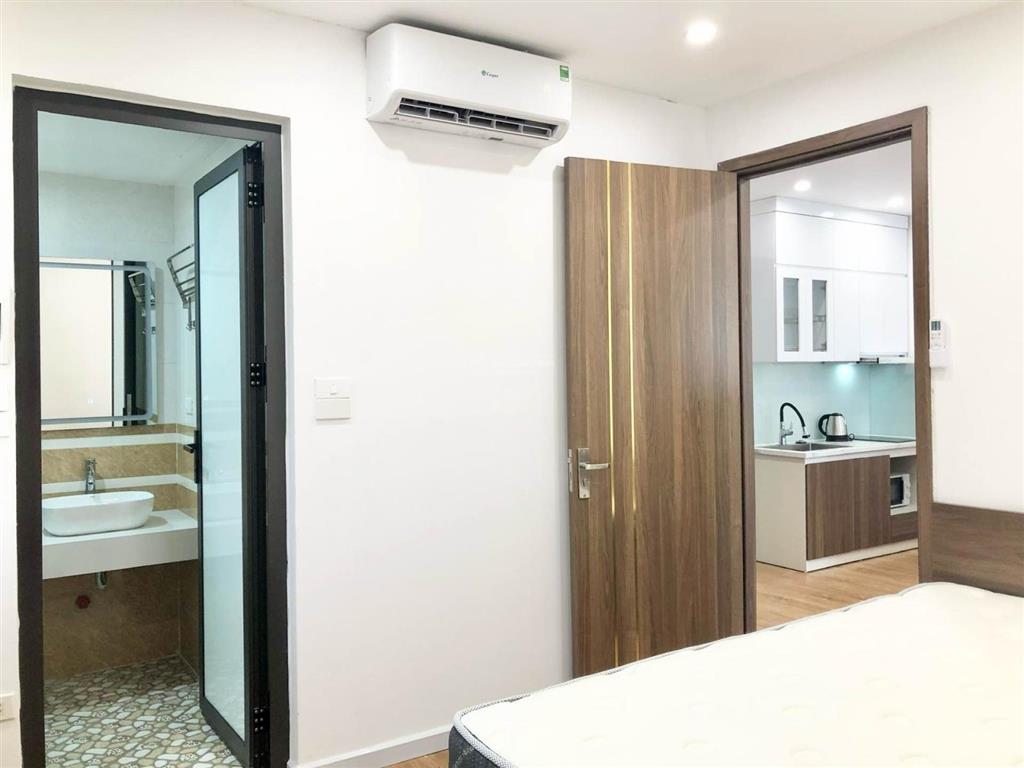 Toà nhà apartment  8 tầng thang máy  10m ra mặt phố  view tây hồ lộng gió 90m2 8 tầng  mt 7,6m