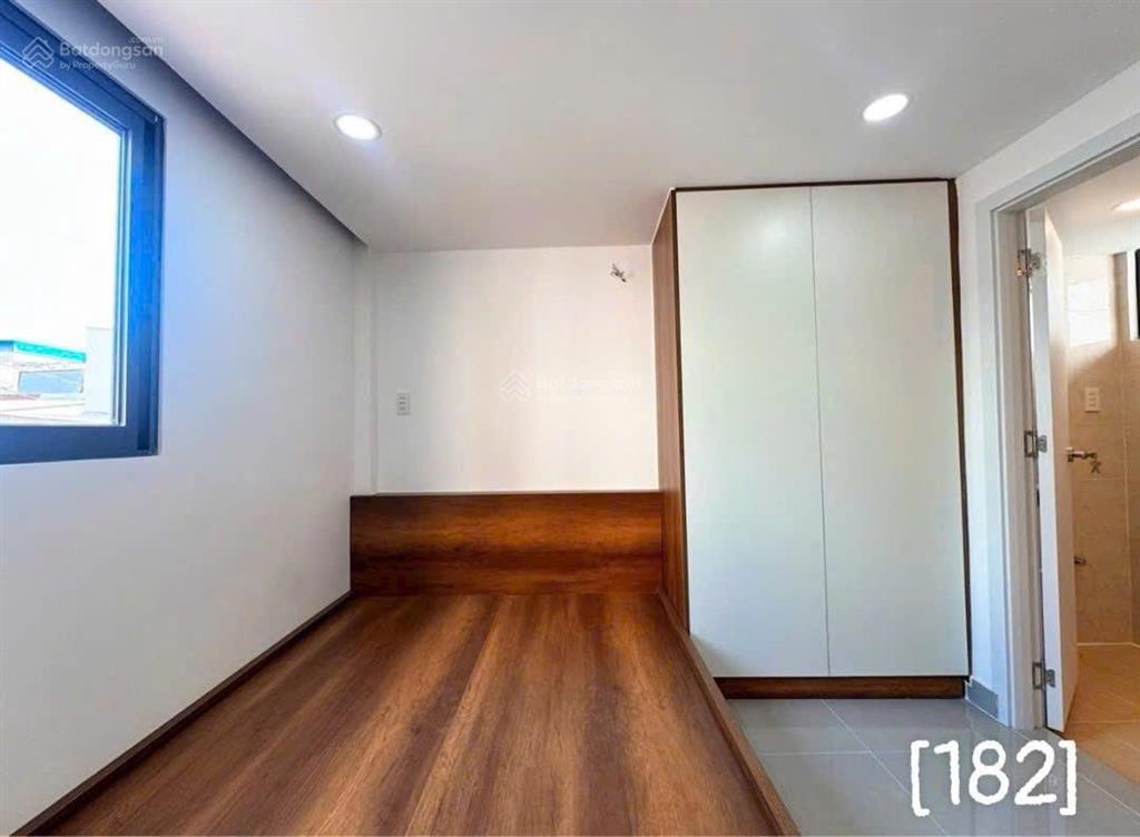 Bán nhà huỳnh tấn phát  kề nguyễn thị thập  quận 7  hẻm 1/  3,6x12m  4,95 tỷ