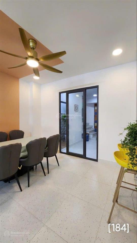 Bán nhà kề phú thuận  quận 7  2 mặt tiền kdbb,thoáng  oto đậu cửa  62 m2  2 tầng  chỉ 5 tỷ lẻ