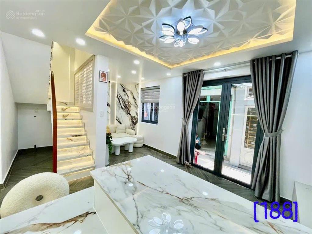 Siêu phẩm 3 tỷx  full nội thất  mặt tiền 6m, 2 tầng  kề huỳnh tấn phát, kcx tân thuận  quận 7