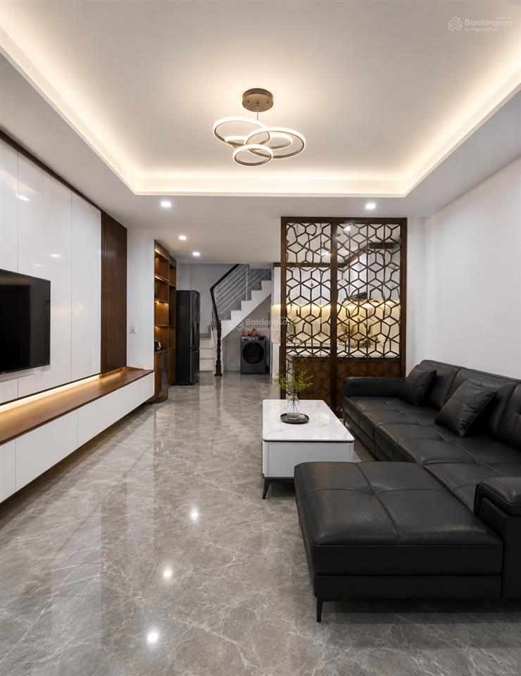 Bán nhà 2 mặt tiền  4 tầng  4x10m  phú thuận  quận 7  nhà mới  chỉ lẻ 4 tỷ