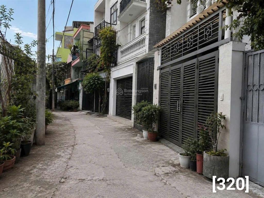 Bán nhà cấp 4, huỳnh tấn phát  quận 7  kề đại học tài chính marketing  4.5x22m  chỉ 6.1 tỷ