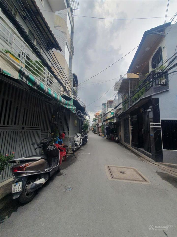 Bán nhà kề lotter mart  quận 7  4,5 x 16m  hxh 50m  2 tầng  có dòng tiền  chỉ 5 tỷ x