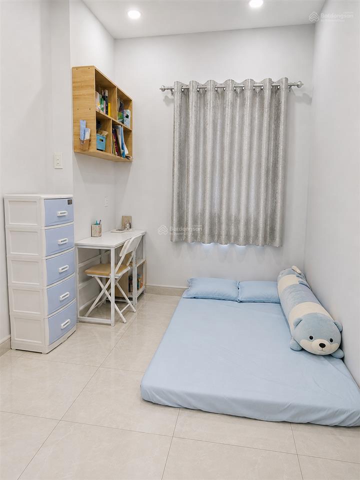 Bán nhà 2 mặt tiền  nguyễn thị thập'  quận 7  4,2x12m  2 tầng  shr, hiện hữu  chỉ 5 tỷ x