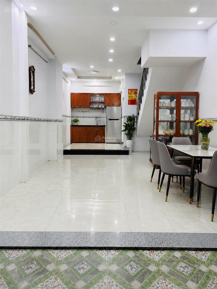 Bán nhà 2 mặt tiền  nguyễn thị thập'  quận 7  4,2x12m  2 tầng  shr, hiện hữu  chỉ 5 tỷ x