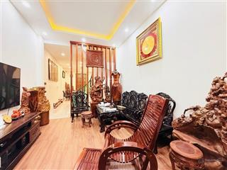 Bán nhà riêng quan hoa. ngõ nông, thẳng ra phố, ô tô dừng đỗ ngày đêm, 3 gác đỗ, kcbt, ko qh, 41m2