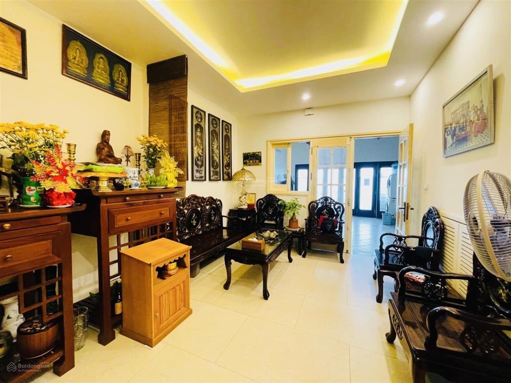Bán nhà yên hòa. ngõ thông phố lớn, 3 gác tận cửa, lô góc 2 thoáng, xây còn mới, full nt, 35m2*5t