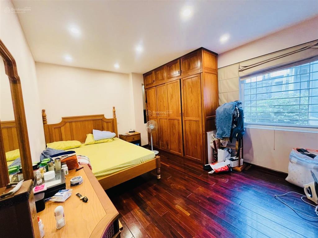 Bán nhà yên hòa. ngõ thông phố lớn, 3 gác tận cửa, lô góc 2 thoáng, xây còn mới, full nt, 35m2*5t