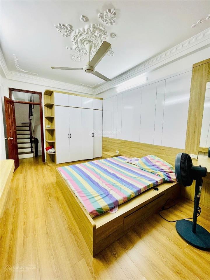 Nhà riêng trung kính. ngõ kinh doanh, ô tô tránh chỉ 20m, dân xây kcbt, sân riêng, thoáng, 41m2*5t