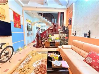 Giá tốt. nhà đẹp cầu giấy, ngõ thông tứ tung, ba gác đỗ cửa, lô góc thoáng sáng, sân xe, 44m2*5t