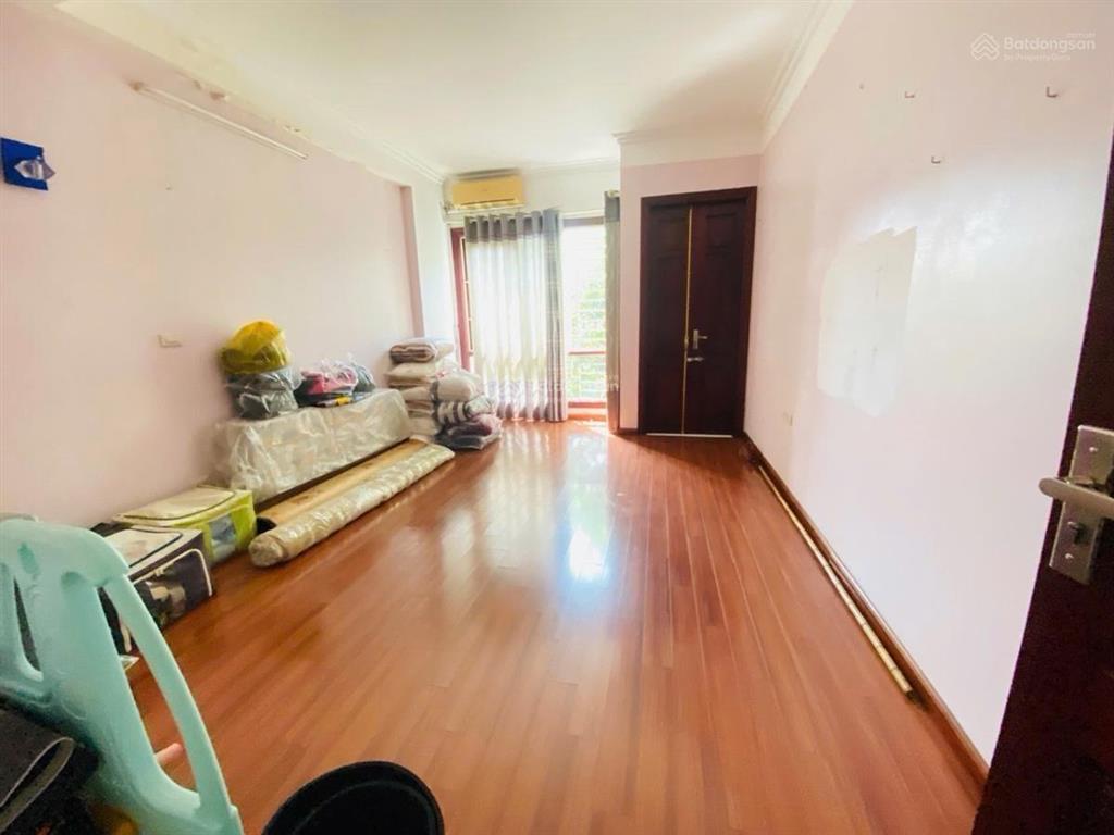 Giá tốt trung kính. ngõ nông, sát phố, ô tô dừng đỗ 20m, thông tứ tung, dân ở giữ gìn, thoáng, 45m2