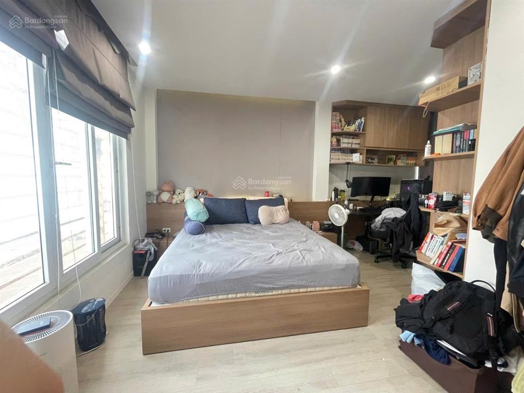 Gấp nhà trần duy hưng, mặt ngõ thông, kinh doanh, 1 phút ra phố, dân xây, thoáng sáng, đủ nt, 46m2