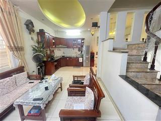 Gấp nhà trần duy hưng, mặt ngõ thông, kinh doanh, 1 phút ra phố, dân xây, thoáng sáng, đủ nt, 46m2