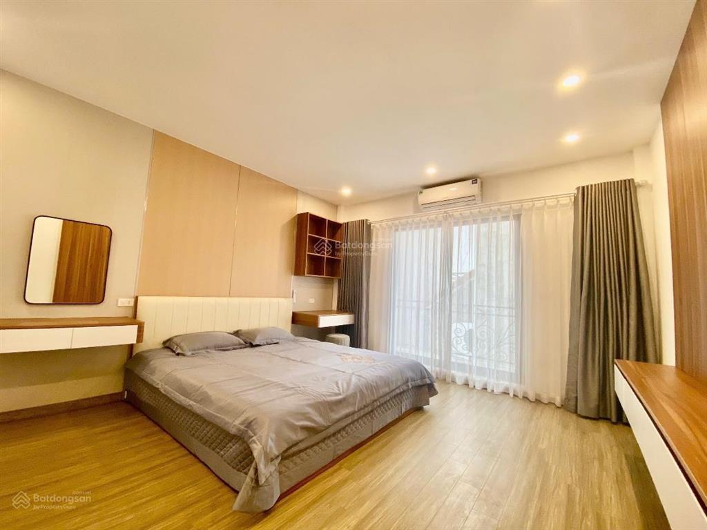 Xem ngay nhà mới tinh nguyễn khang, ngõ thông cầu giấy, ô tô sát nhà, thang máy, full nt, 45m2*7t