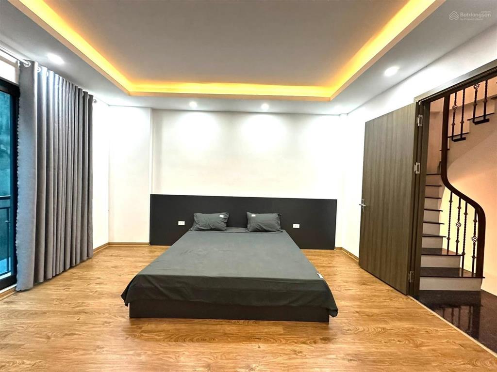 Liễu giai  linh lang, nhà đẹp, ngõ ôtô, 25m ra mặt phố, mới ở ngay, 45m2*5t