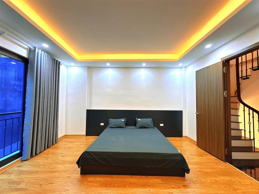 Liễu giai  linh lang, nhà đẹp, ngõ ôtô, 25m ra mặt phố, mới ở ngay, 45m2*5t