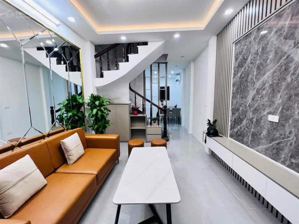 Bán gấp! kim mã, ngõ thông tứ tung, 40m ra phố, 3 gác đỗ cửa, nhà đẹp long lanh, ở ngay, 39m2*5t