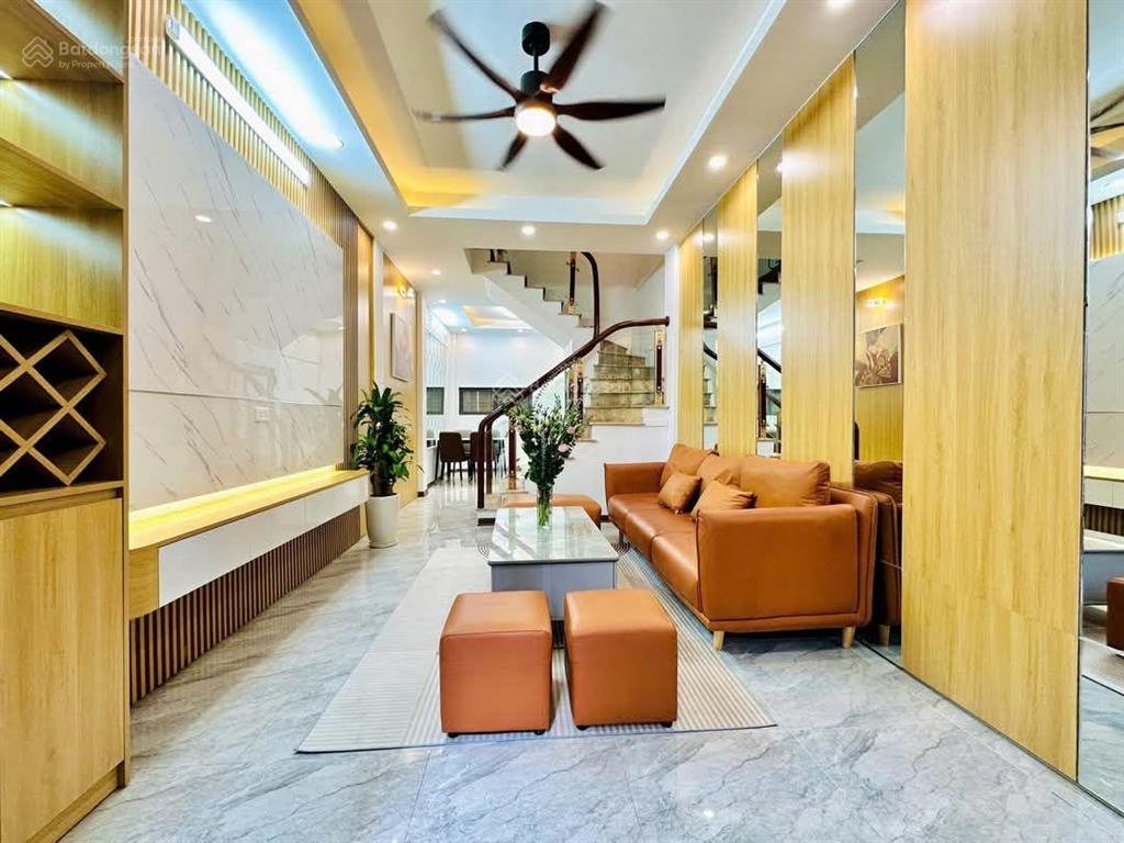 Trời ơi quá rẻ! đào tấn, ngõ thông 3 gác tránh, gần phố, thoáng, kinh doanh, 45m2*5t