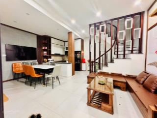 Hơn 7 tỷ, văn cao, nhà đẹp, ngõ ôtô, 50m ôtô tránh, tặng nt, mới ở ngay, 39m2*5t