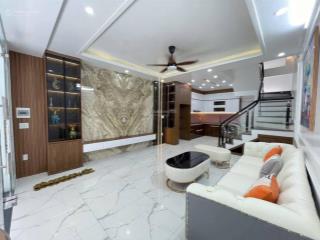 Trần cung  hoàng quốc việt, nhà đẹp xây mới ở luôn, ngõ thông, gần phố, thoáng, 38m2*5t