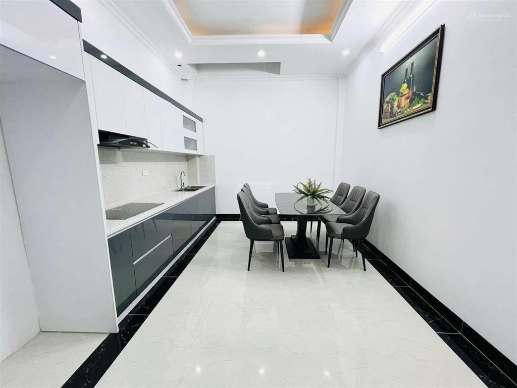 Vĩnh phúc  72ha, nhà đẹp ở luôn, dân xây, ngõ ô tô, 50m ô tô tránh, gần phố, 38m²*5t