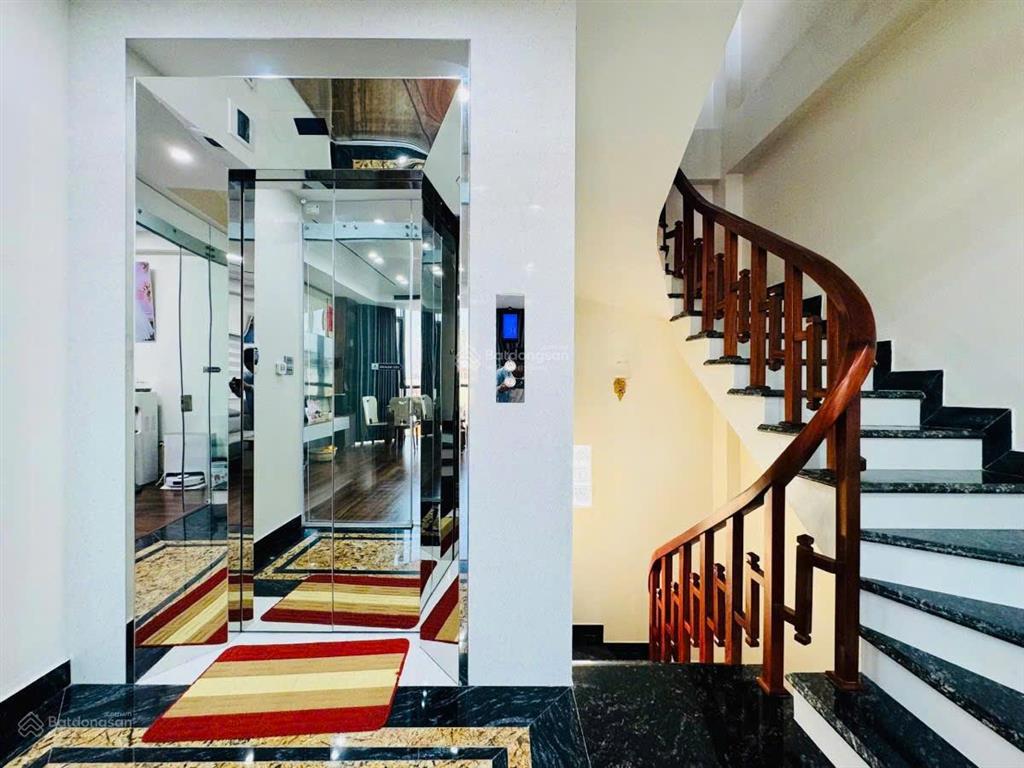 Nhà mới giang văn minh thang máy, 10m ra ôtô, ngõ thông, 2 thoáng, mới đẹp full nt ở ngay, 46m2*6t