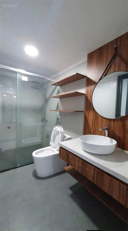 Cắt lỗ! bưởi  vĩnh phúc, thang máy, xây mới, 30m ôtô tránh, 2 thoáng vĩnh viễn, 40m2*6t