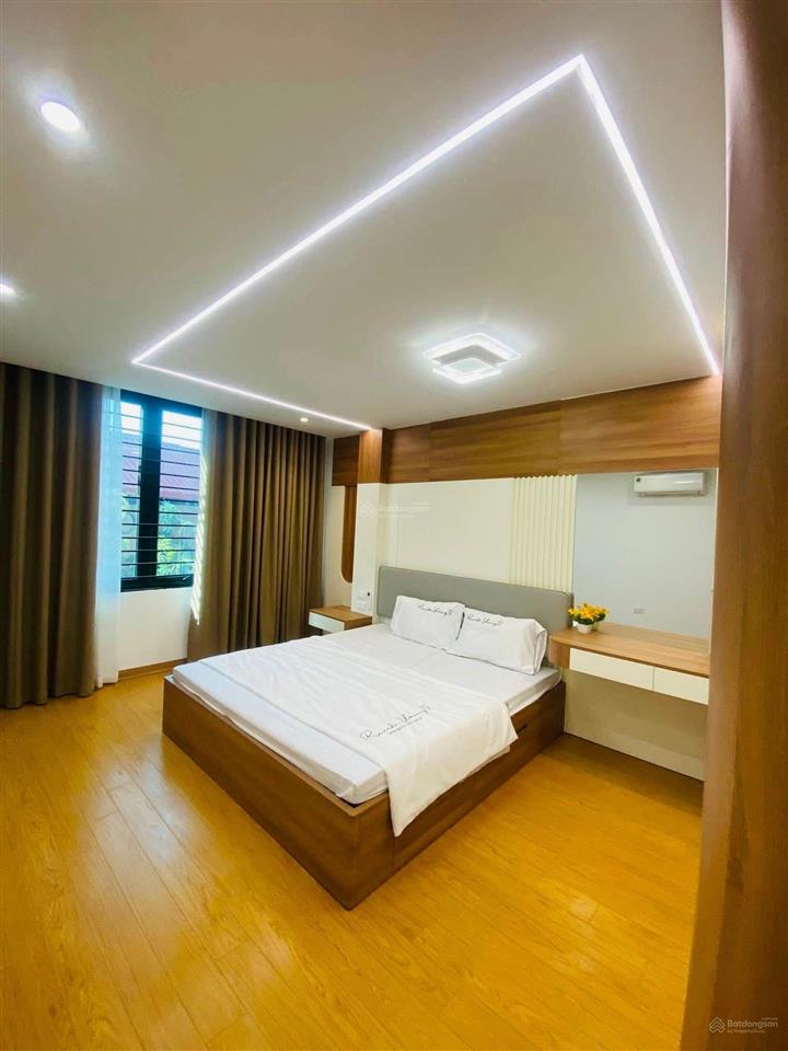 Gấp! đội cấn, dân xây nhà đẹp, ngõ 3 gác tránh thông, 50m ra phố, 2 thoáng, sân xe, 30m2*5t