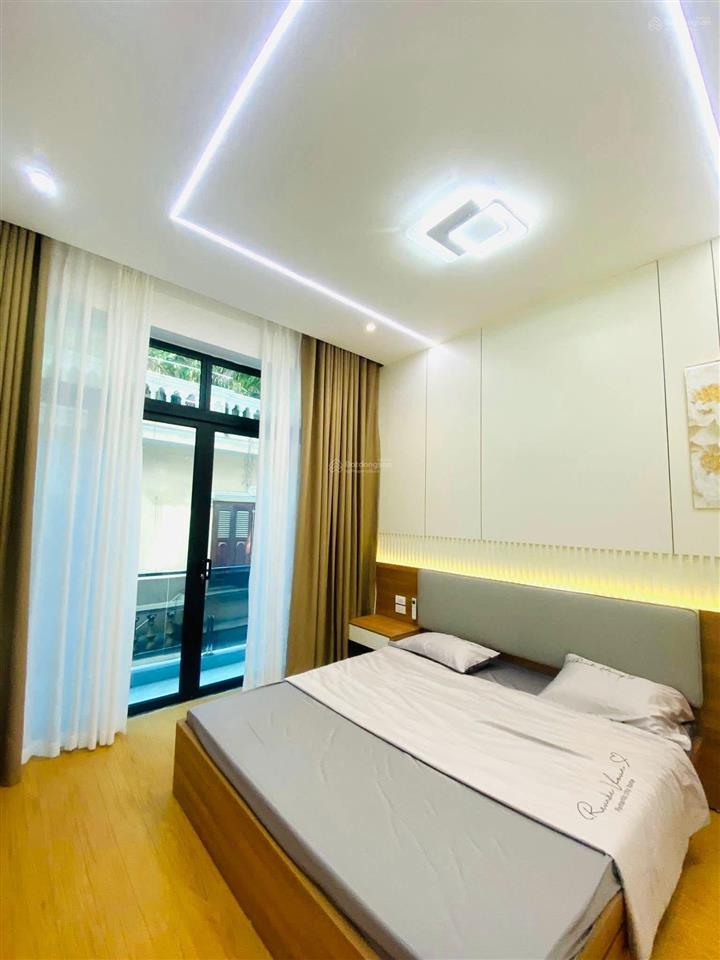 Gấp! đội cấn, dân xây nhà đẹp, ngõ 3 gác tránh thông, 50m ra phố, 2 thoáng, sân xe, 30m2*5t