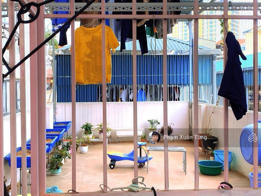 Lạc long quân  thụy khuê, phân lô, ôtô đỗ cổng, 10m ôtô tránh, 2 thoáng, ở luôn, 42.4m2*5t