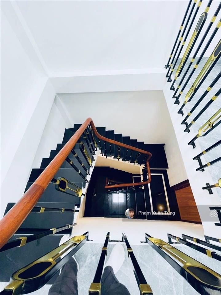 Duy nhất! p. đội cấn, ngõ thông kinh doanh, 60m ra phố, vf3 đỗ gần, sân xe, tặng nt, sổ cc, 42m2*5t