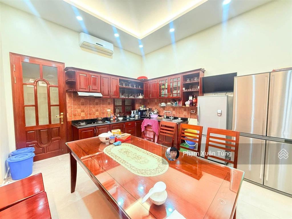 Nhà giang văn minh, nhà riêng 50m ra ôtô dừng đỗ, ngõ thông, 2 thoáng, mới đẹp ở ngay, 42m*5t