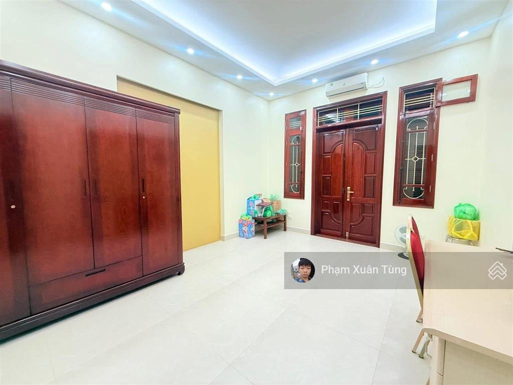 Nhà giang văn minh, nhà riêng 50m ra ôtô dừng đỗ, ngõ thông, 2 thoáng, mới đẹp ở ngay, 42m*5t