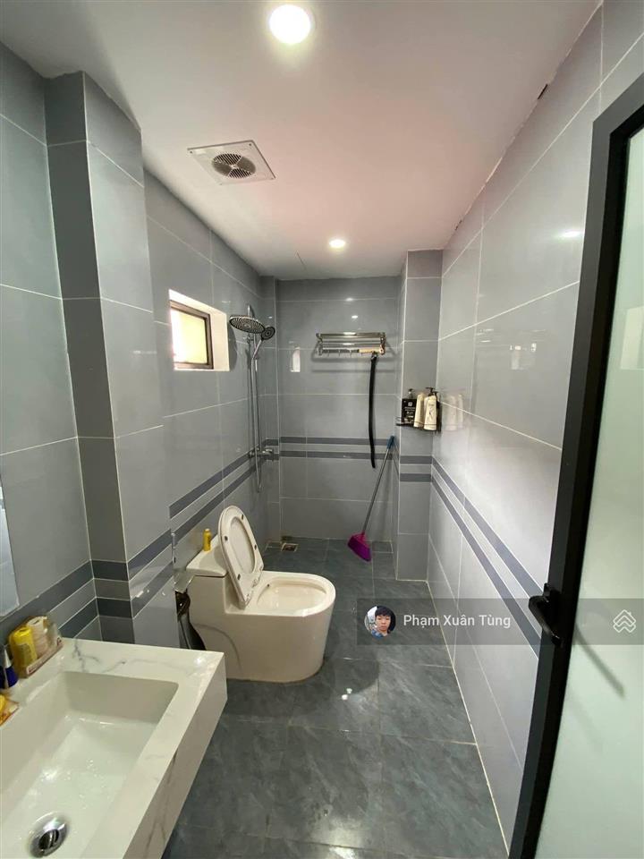 Cắt lỗ! lô góc đào tấn, thang máy, ngõ thông tứ tung, 60m ô tô đỗ, tặng nt, mới ở ngay, 45m2*6t