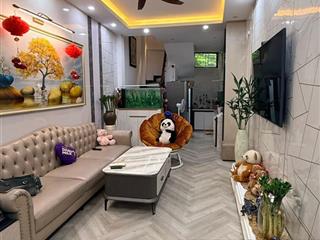 Lạc long quân, ngõ ô tô, 50m ôtô đỗ, 2 thoáng, gần phố, mới ở ngay, 35m2*5t